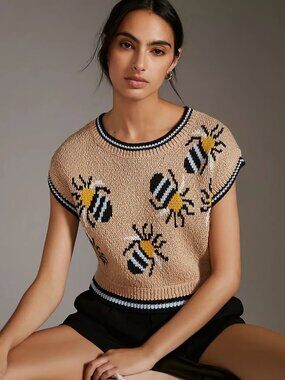 ANTHROPOLOGIE MAEVE SARAH GORDON Bee Cropped Sweater Vest Top XS